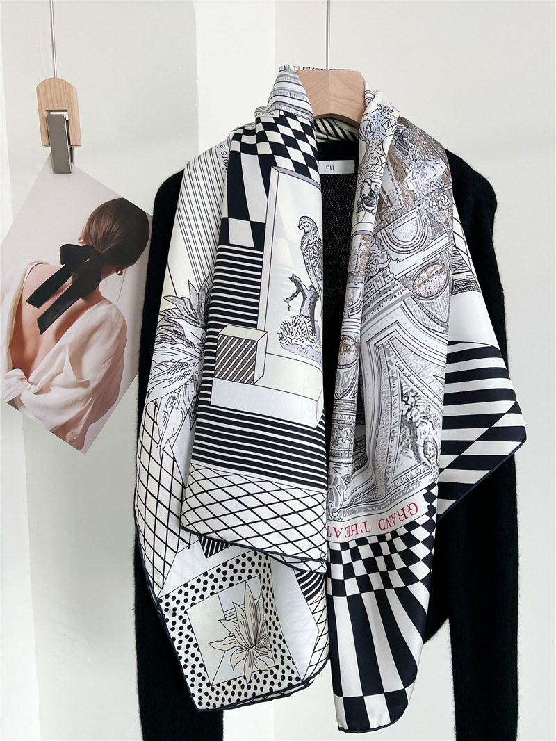 Lenços Grandes de Seda de Grif - Accessories Brand For Women avaliação e preço